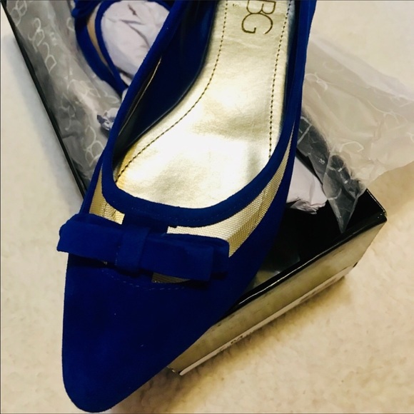 NIB New BCBGeneration suede flats blue - Picture 4 of 7
